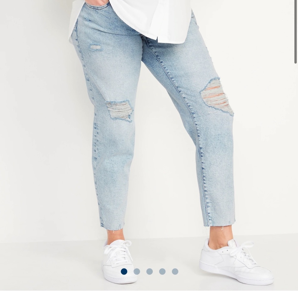 NWT Maternity Full Panel O.G. Straight Ripped Cut-Off Jeans - size 8 short